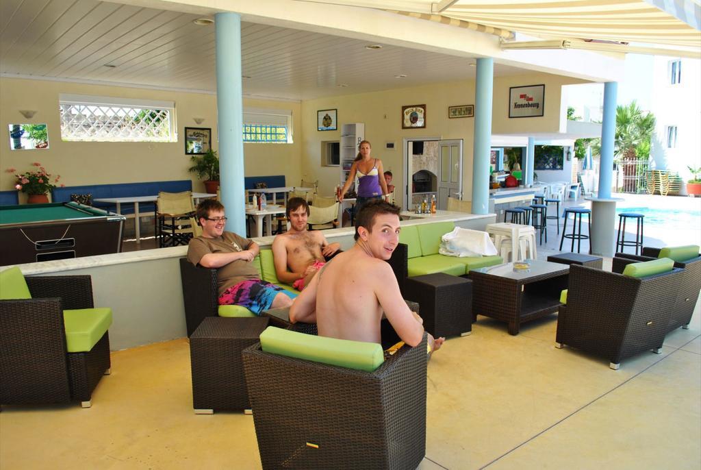 מאליה Melissa Apartments, Studios & Suites מראה חיצוני תמונה